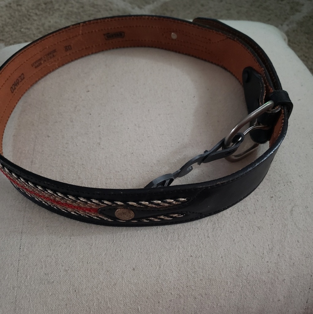 Tex Tan cow hide embroidered belt sz 30 unisex